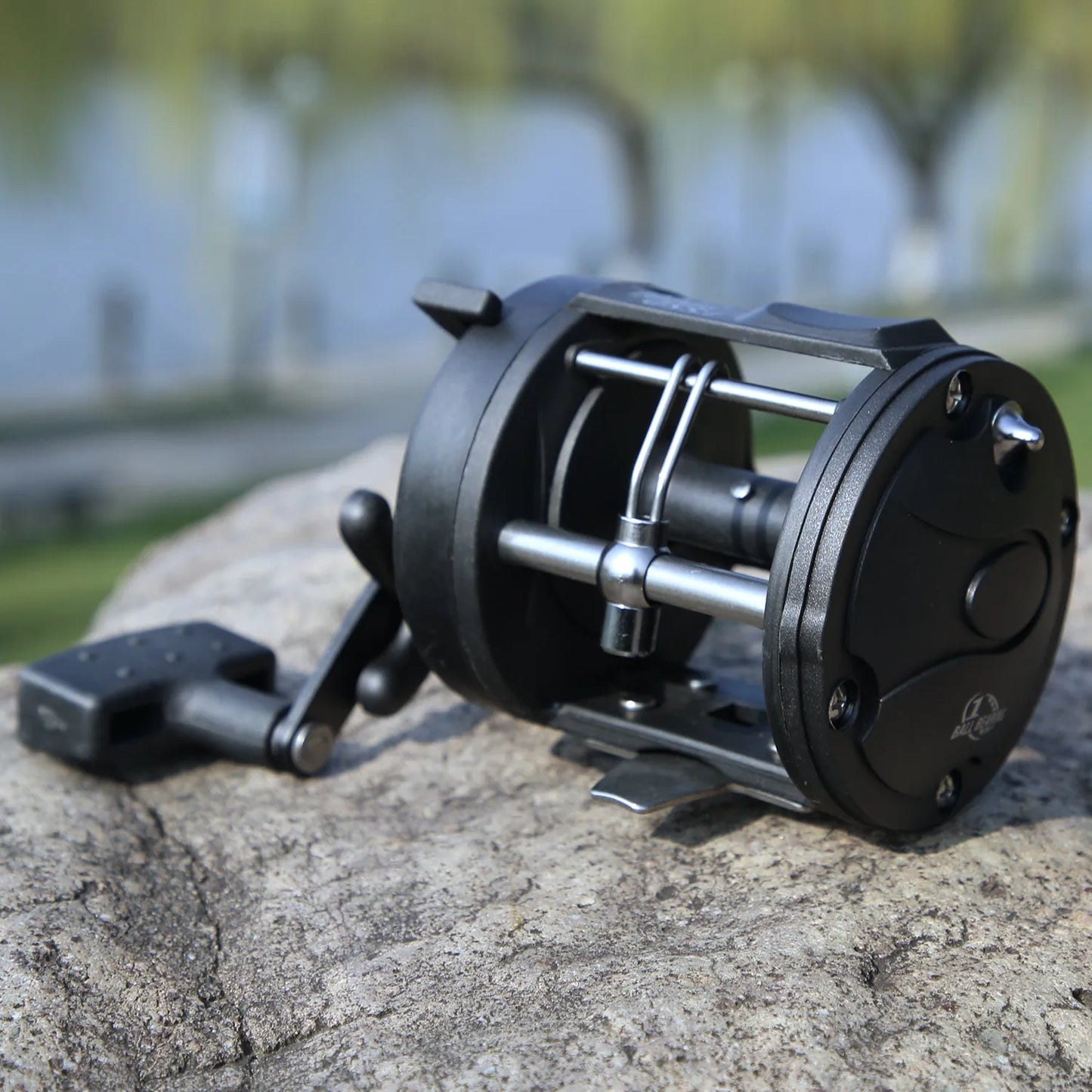 Fishing Reel Left/Right Hand Casting Sea Fishing Reel Large Line Capacity Baitcasting Reel